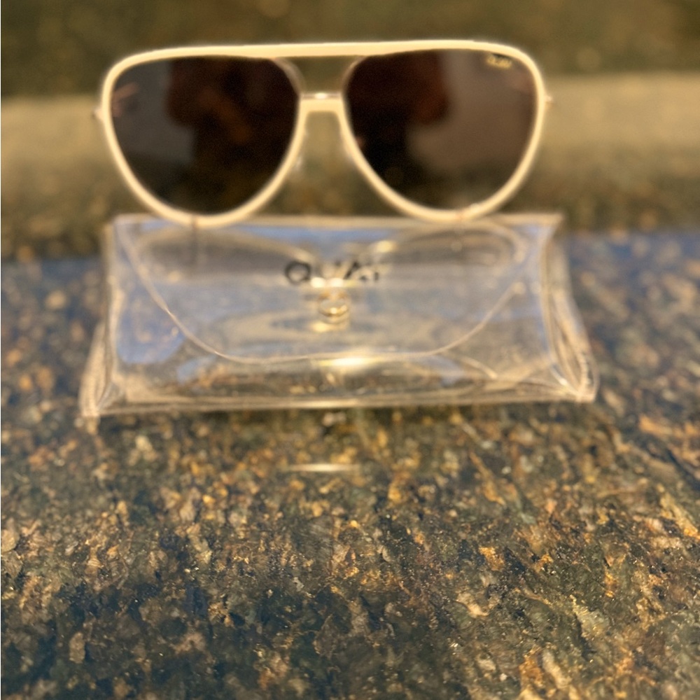 Never worn Quay Ivory and Silver Aviator Sunglasses